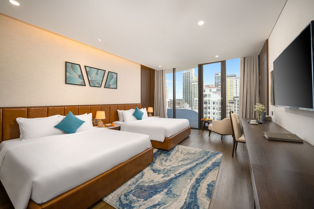 Deluxe double/twin city window