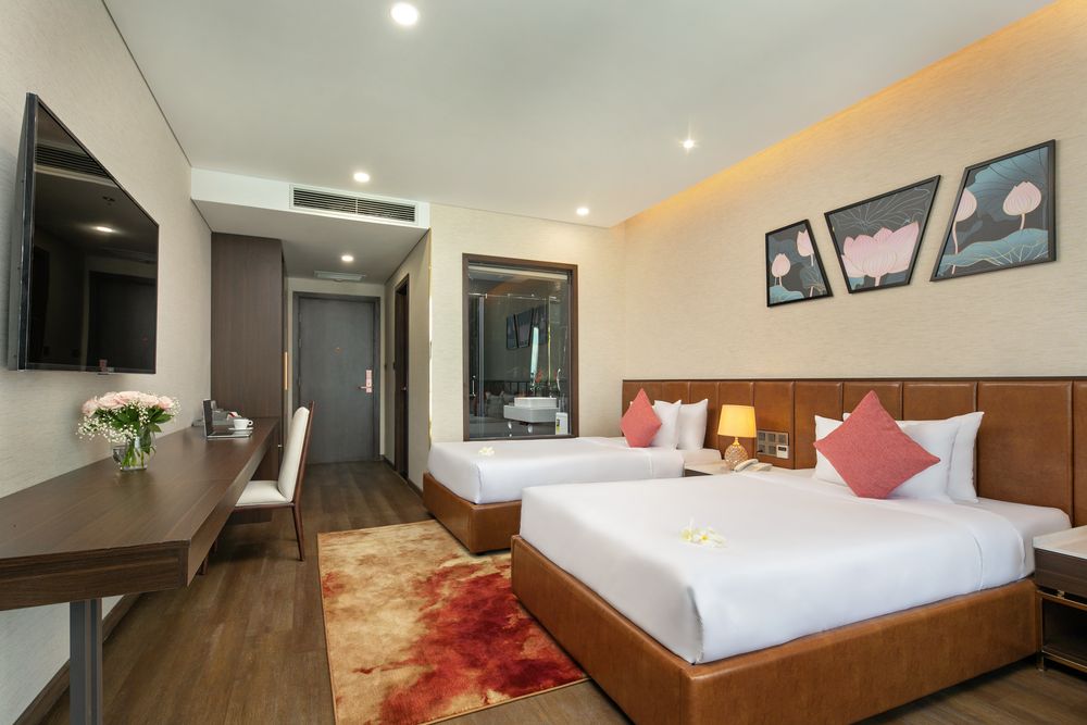 Deluxe double/twin city window