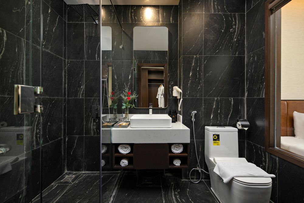 Deluxe double/twin city window